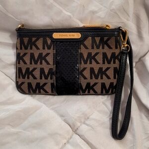 Michael Kors Clutch Wallet
